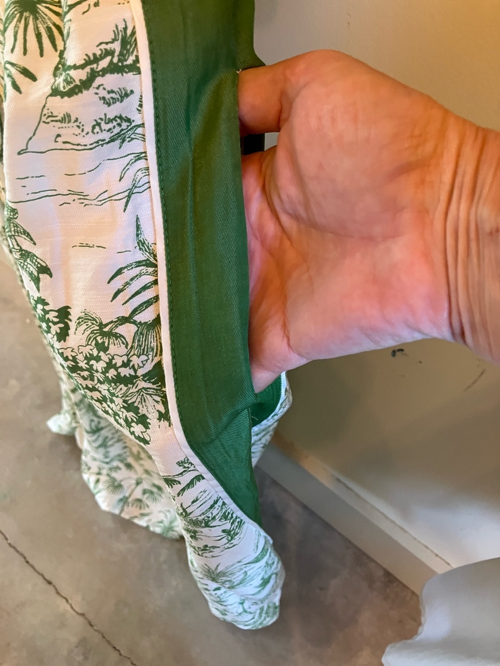 bohme Green & White Tropical Tie-Shoulder Maxi Dress! Fully lined. - Picture 10 of 12